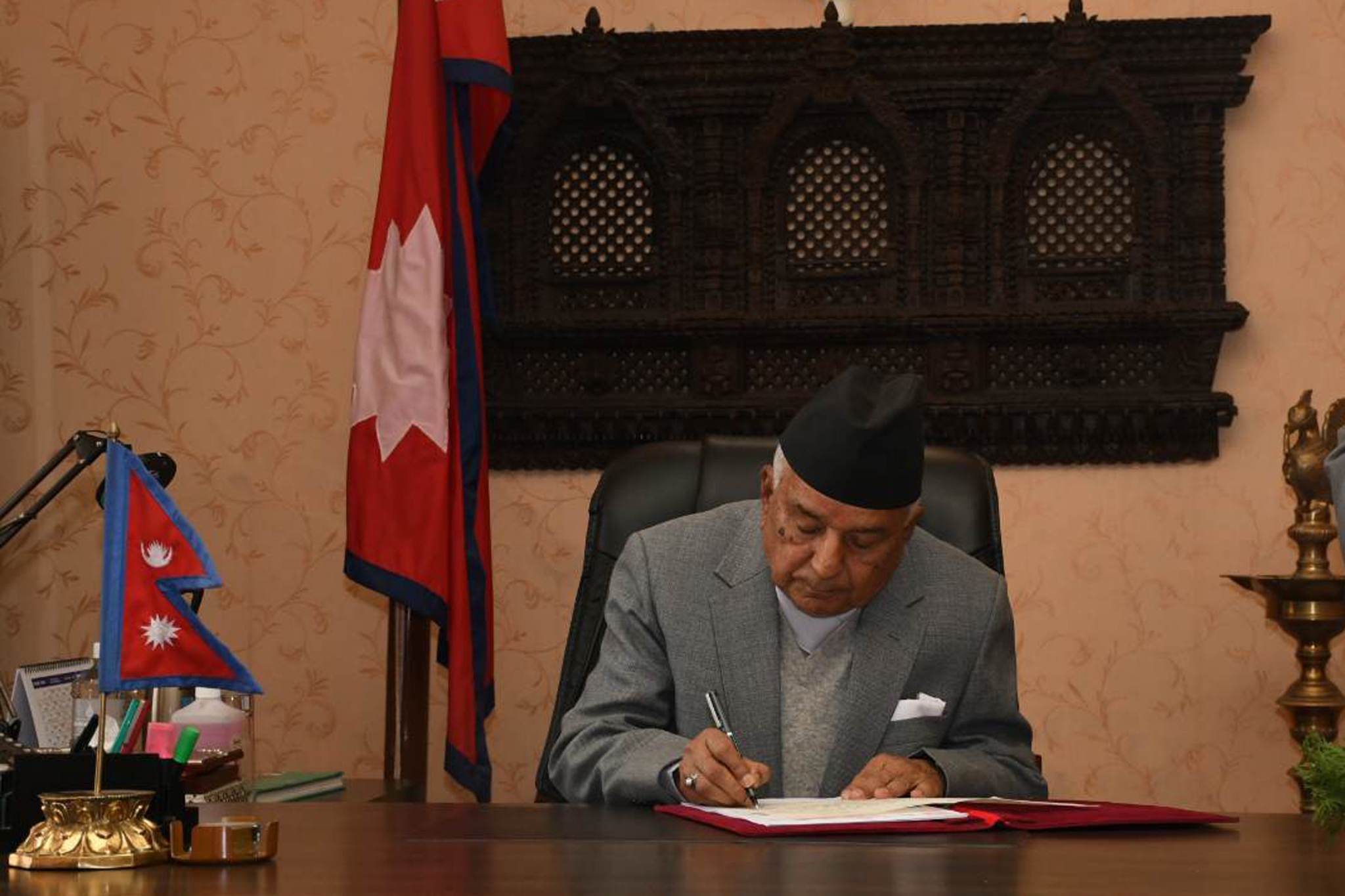 प्रतिनिधिसभा विघटन, फागुन २१ मा निर्वाचन